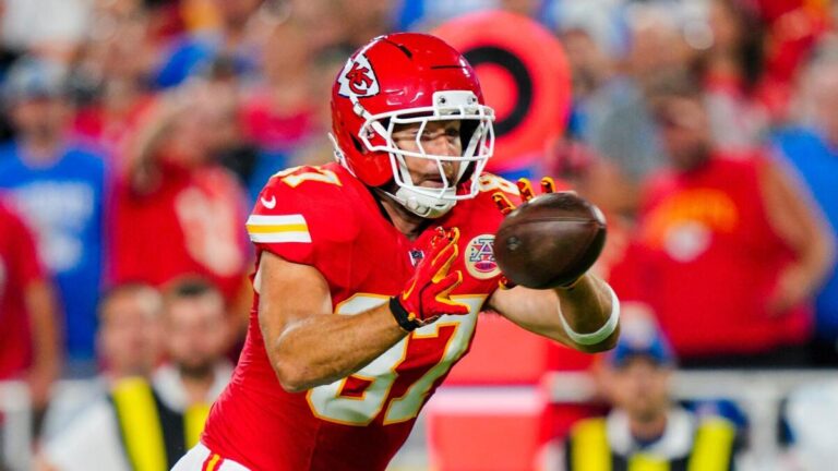 NFL picks, Week 7 against the spread spread, money-line, over/under best bets from self-learning AI