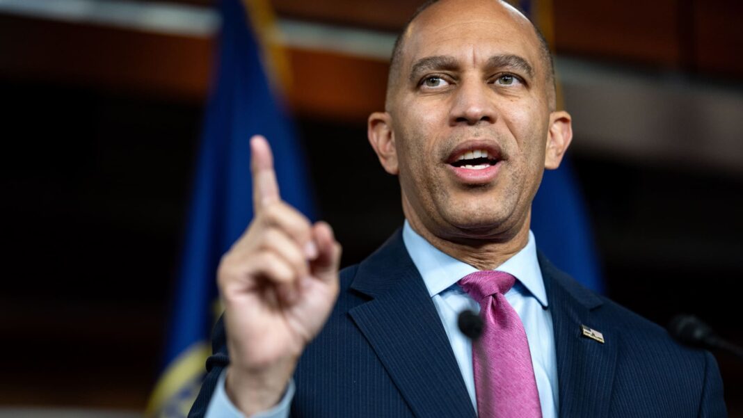 Hakeem Jeffries defends Democrats’ Obamacare tax credit stance