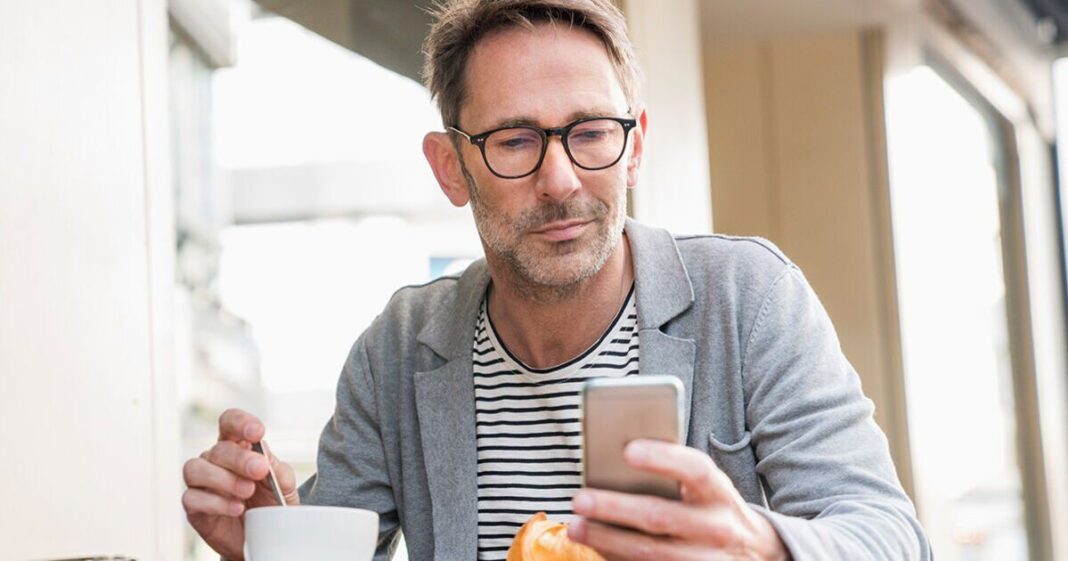 Barclays customers urged to make account change before December date | Personal Finance | Finance