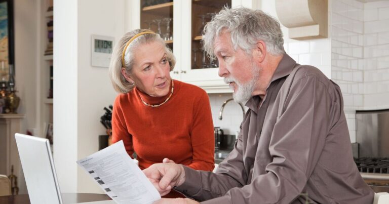 UK pensioners issued £22 income tax alert | Personal Finance | Finance