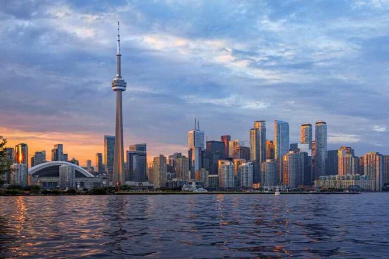 Greek Tourism Shines In Canada As It Becomes A Premier Destination For Luxury Travel Enthusiasts Seeking Unique Experiences
