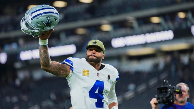 Dak Prescott poised to break Tony Romo’s Cowboys’ passing record vs. Eagles