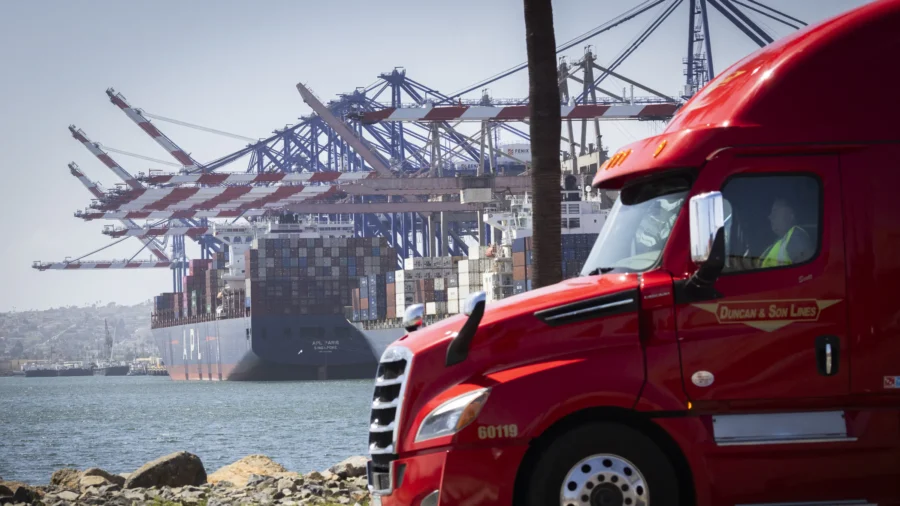 More Than 140 Illegal Immigrant Truck Drivers Among 223 Arrested in Indiana Sting