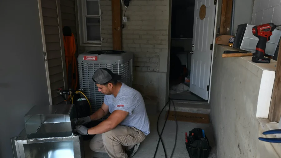 Government Shutdown Could Delay Home Heating Aid for Millions of Low-Income Families