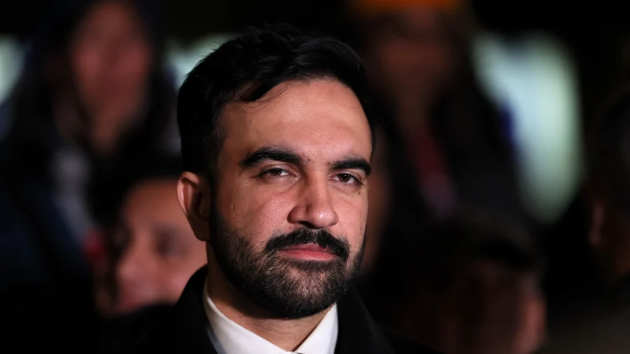 Expert Analyzes the Surge of Democratic Socialists Winning Elections in the US