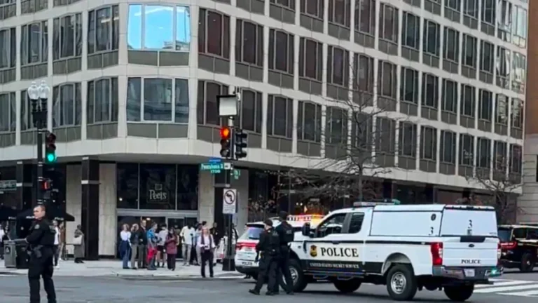 2 National Guardsmen Shot Near White House