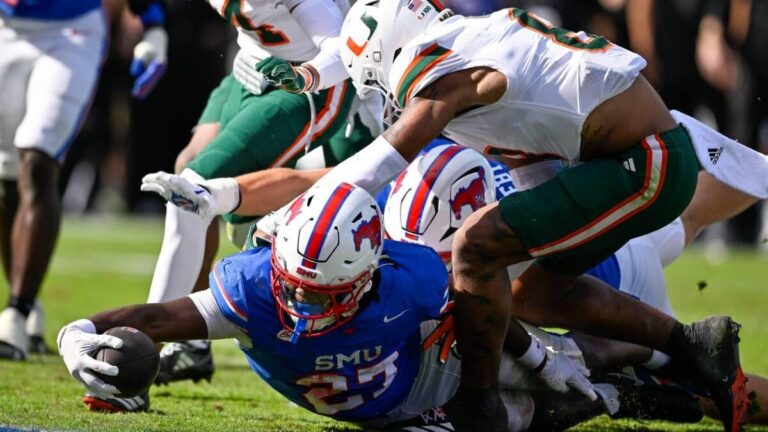 College football winners, losers in Week 10: Florida can’t ‘catch’ a break