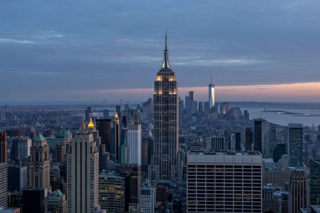 US Holiday Travel Demand Cools in 2025 with Fewer Trips and Reduced Budgets, Impacting Tourism Spending Across Key Destinations: What You Need to Know