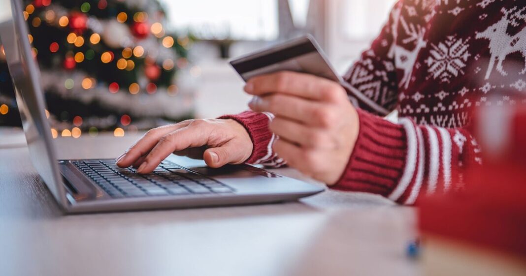 Top 6 credit cards to spread the cost of Christmas with 0% interest | Personal Finance | Finance