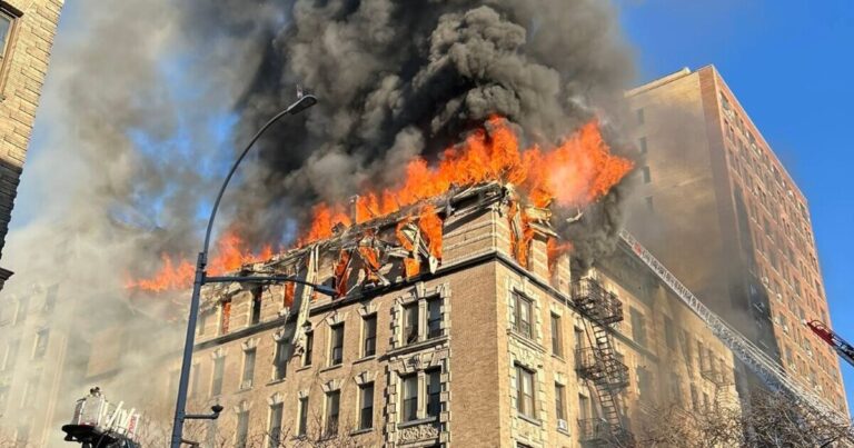 New York fire LIVE: Huge blaze engulfs apartment building | World | News