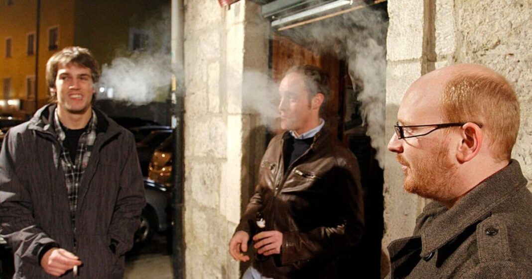 British tourists issued £527k Spain holiday warning over new law | World | News