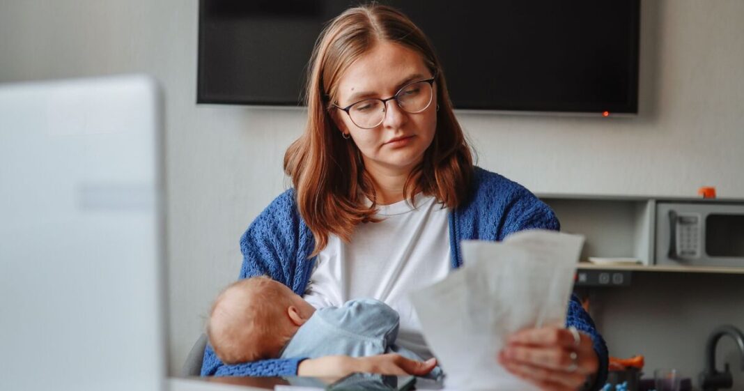 HMRC issues child benefit warning to parents this Christmas | Personal Finance | Finance