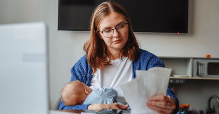 HMRC issues child benefit warning to parents this Christmas | Personal Finance | Finance