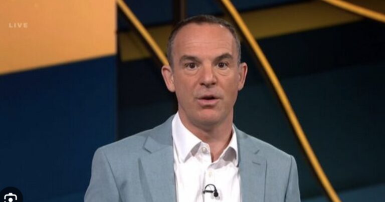 Martin Lewis says do 1 thing before giving Christmas presents to avoid cost | Personal Finance | Finance
