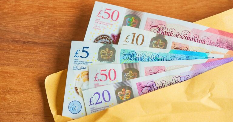 Dad wakes up to £5,989 payment in bank account thanks to ‘backdating’ tax rule | Personal Finance | Finance