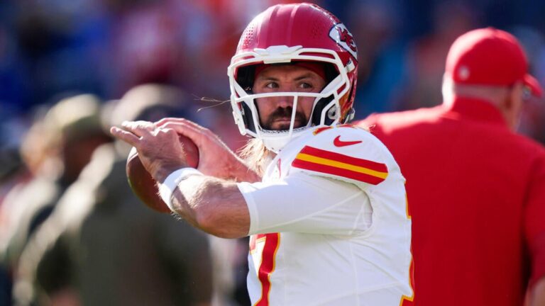 Week 16 Fantasy waiver wire: Players to add for Round 2 of the playoffs