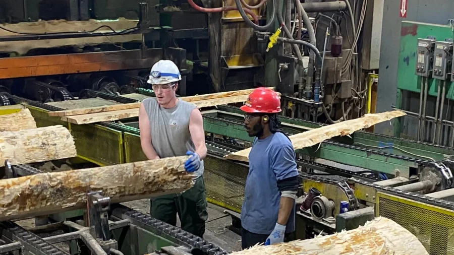 LIVE NOW: House Ways and Means Holds Hearing on Promoting Global Competitiveness