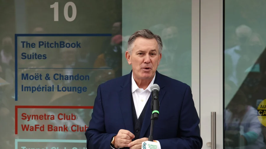 Trump Pardons Oak View Group Cofounder in Texas Arena Bid-Rigging Case