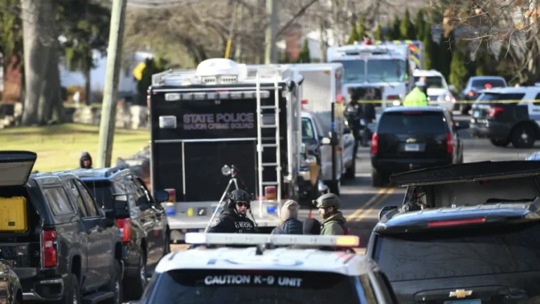 Connecticut Police Find Decomposed Body After Standoff With Man Who Shot at Officers