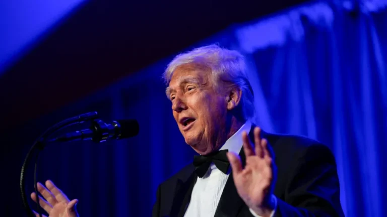 Trump Attends Kennedy Center Honors Dinner