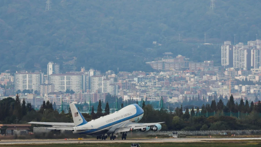 President’s New Air Force One Jet From Boeing Delayed Again