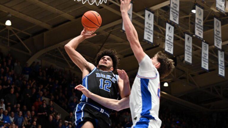 Duke finds its closer after holding off Florida in final seconds of win in ACC/SEC Challenge
