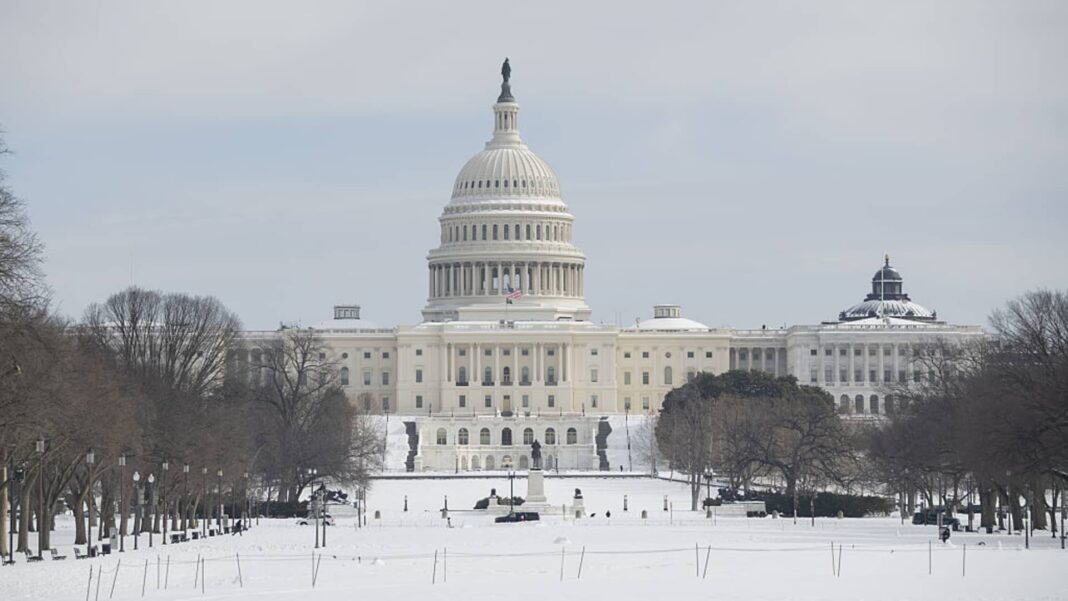 U.S. government may shut down early Saturday over DHS funding. What to expect