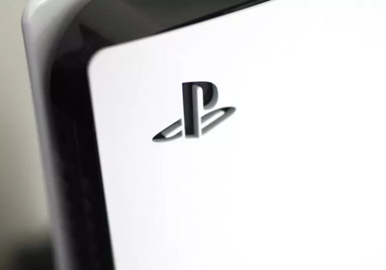 An obscure Star Wars game just became gold for PS5 hackers