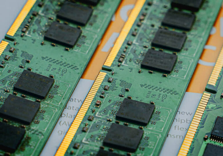 HP looks to Chinese suppliers for DRAM amid global shortage