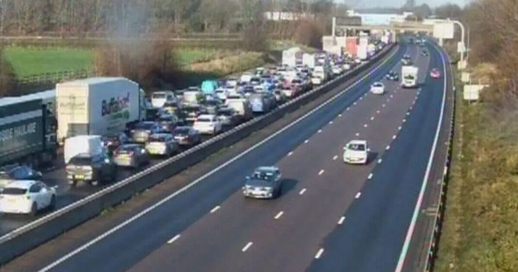 M6 traffic LIVE: Delays as huge crash and vehicle fire spark long queues with cars stopped | UK | News