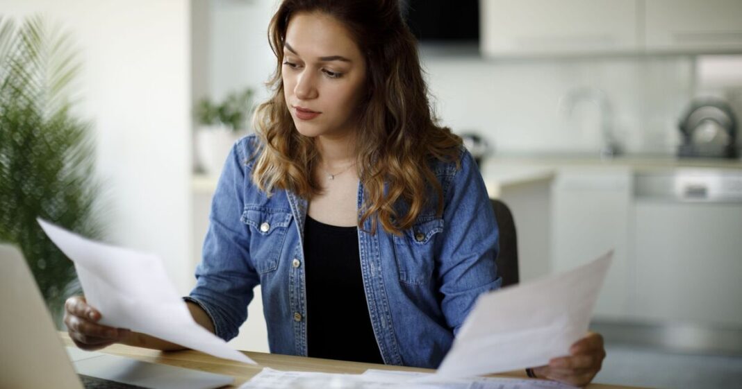 Brits earning over £50,271 issued pension tax claim warning | Personal Finance | Finance