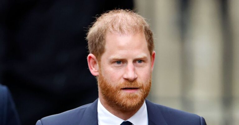 Prince Harry’s horror as stalker sits just metres behind him in High Court | Royal | News