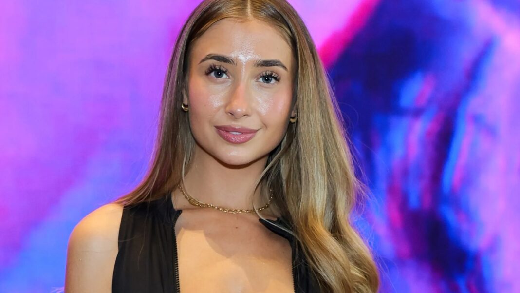 Huge rapper secretly took adult star Lily Phillips on a date after sliding into her DMs