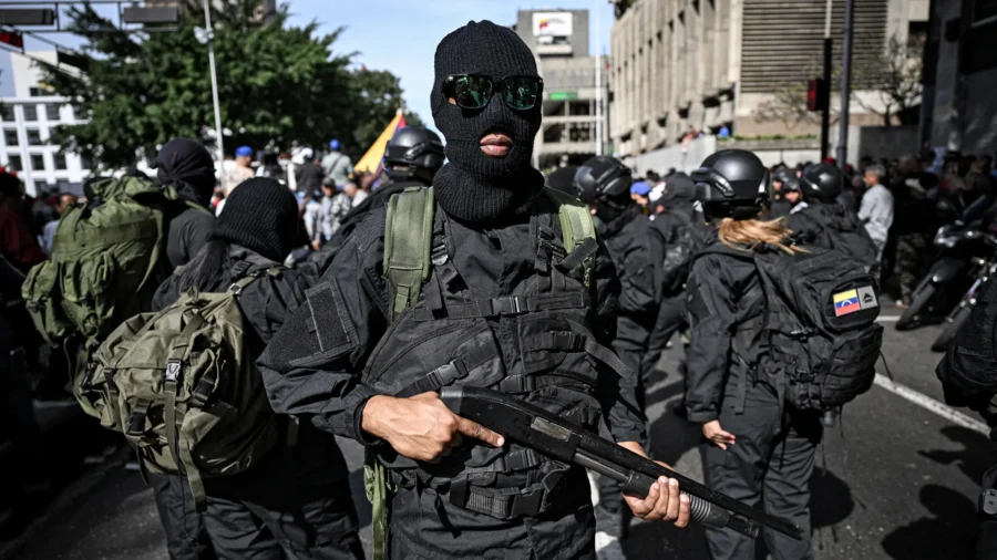 US Warns Americans to Leave Venezuela Immediately