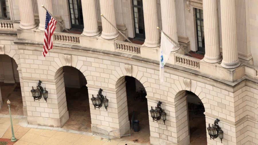 EPA to Reassess Safety of Herbicide Paraquat