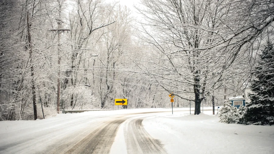 Whiteout Conditions Lead to Fatal Multi-Vehicle Pileup on I-79