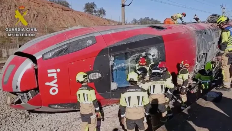 Rail Fracture Likely Occurred Before Deadly Spanish Train Crash, Investigators Say