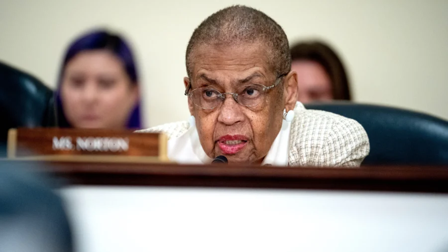 DC Delegate Files to End Reelection Bid