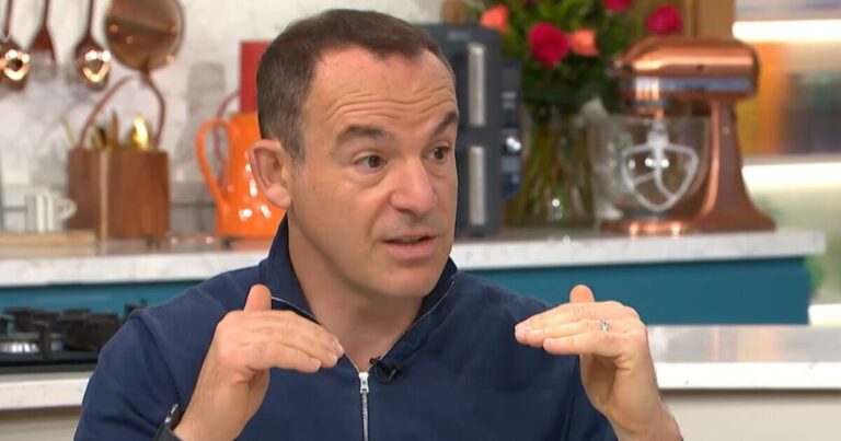 Martin Lewis points Universal Credit claimants to 50pc bonus scheme | Personal Finance | Finance