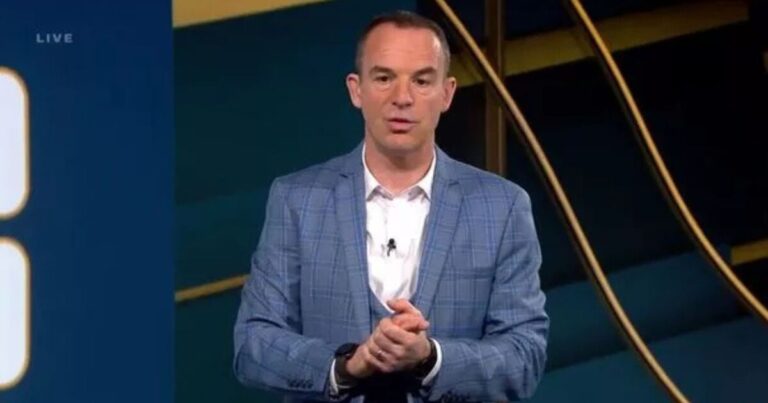 Martin Lewis issues urgent pension auto-enrolment warning | Personal Finance | Finance