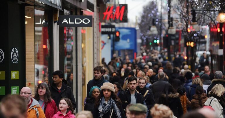 Iconic brand returning to UK high streets – £800m deal | UK | News