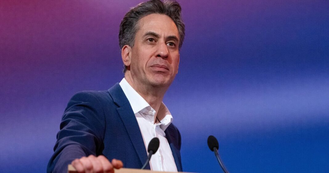 Ed Miliband accused of crushing UK families with ‘gargantuan Net Zero trick’ | Politics | News