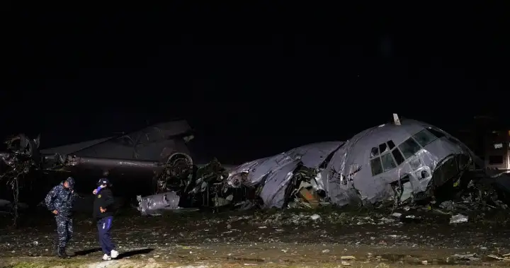 Cargo plane carrying money crashes in Bolivia, killing at least 15 people, official says – National