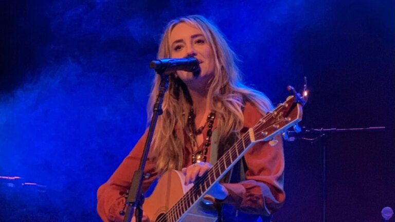 The 2026 Female Country Singer Power Rankings