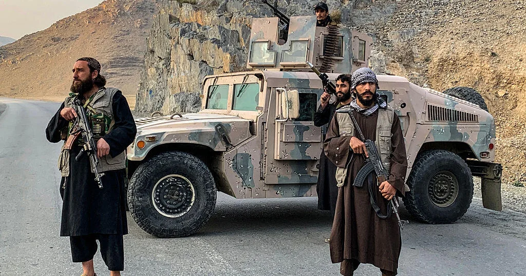 Pakistan declares “open war” with Afghanistan amid unprecedented escalation between the neighbors