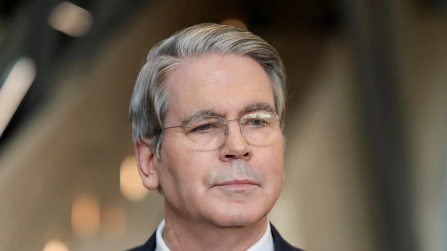 Examining Foreign Policy Impacts of Overturning Trump’s Tariffs