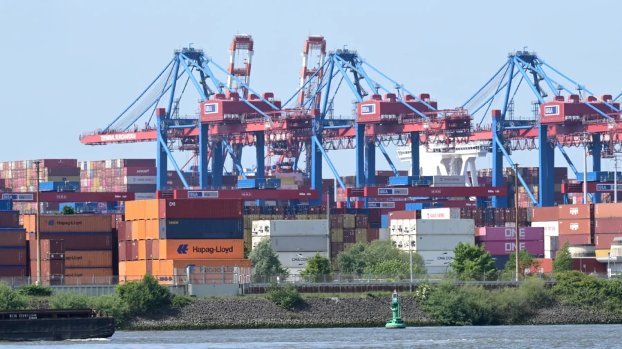 EU Urges US to Honor Terms of Trade Deal After Supreme Court Ruling