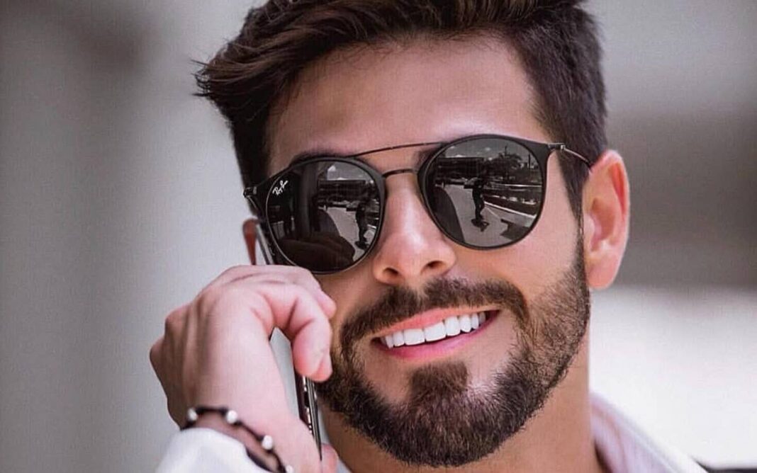 Round Face Shapes: Mastering the Art