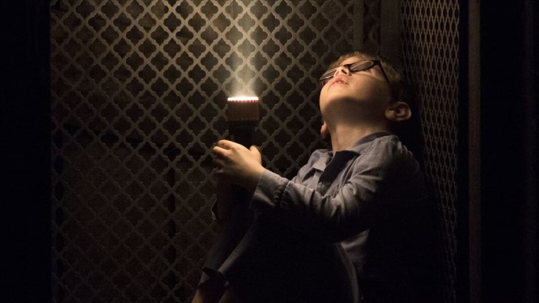 8 Scariest Horror Miniseries You Can Binge in One Night