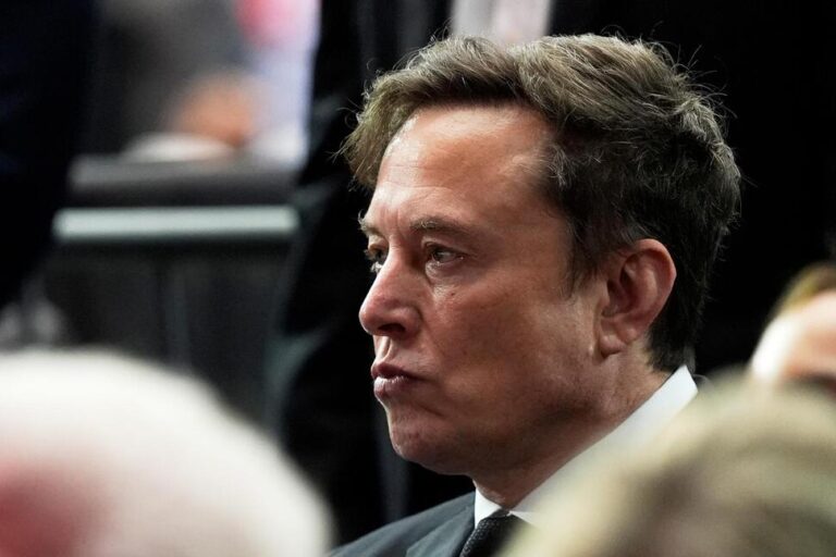 Musk Inc.? Billionaire Combines His Rocket and AI Businesses Before an Expected IPO This Year
